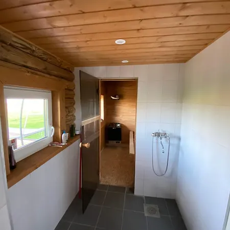 - Private Paradise On Earth Chalet